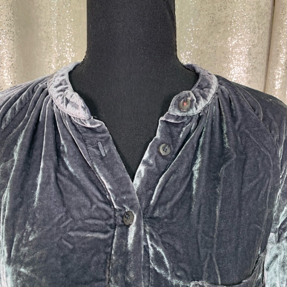 Anthropologie Pilcro Charcoal Crushed Velvet Button Down Shirt - Picture 5 of 7